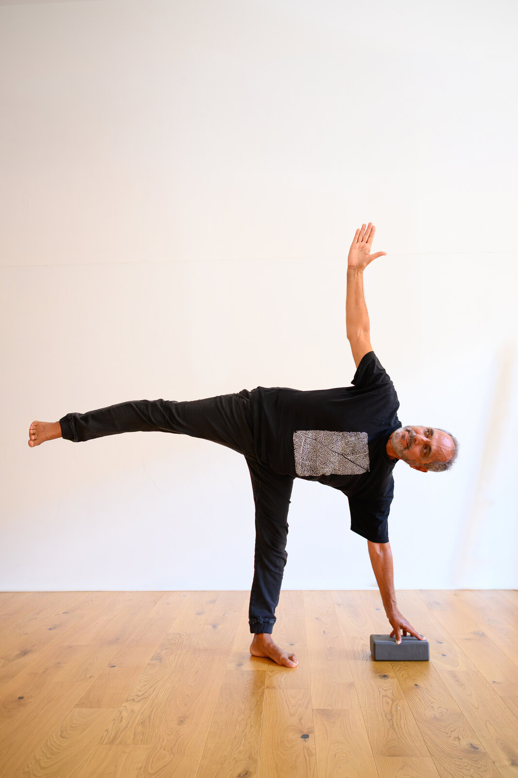 Maurizio Sestieri pratica yoga