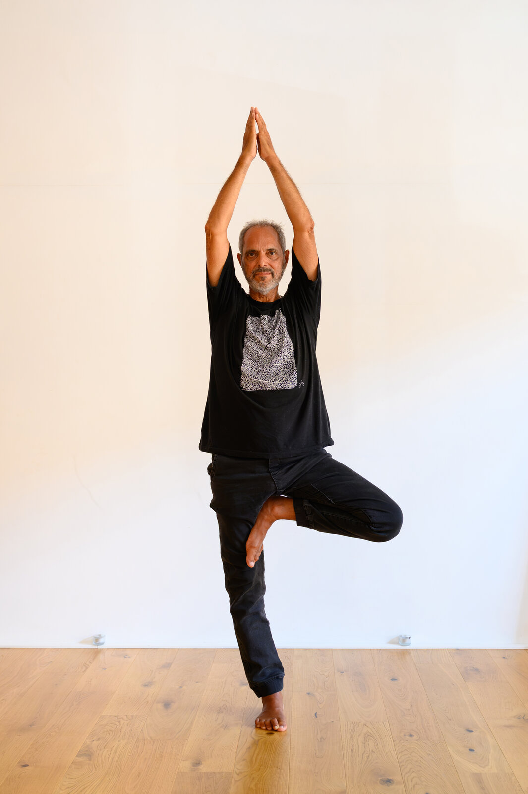 Maurizio Sestieri pratica yoga