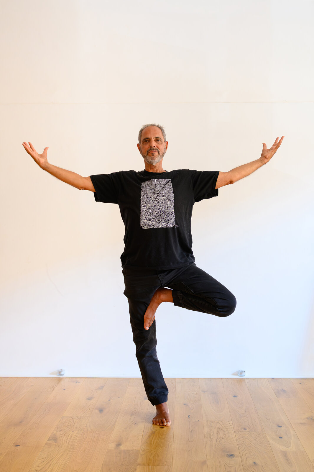 Maurizio Sestieri pratica yoga