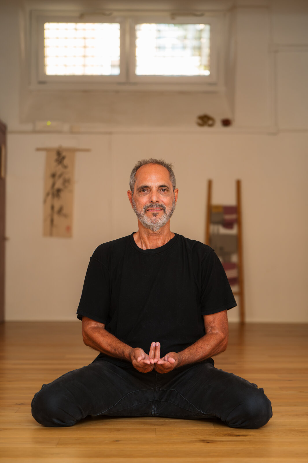 Maurizio Sestieri pratica yoga