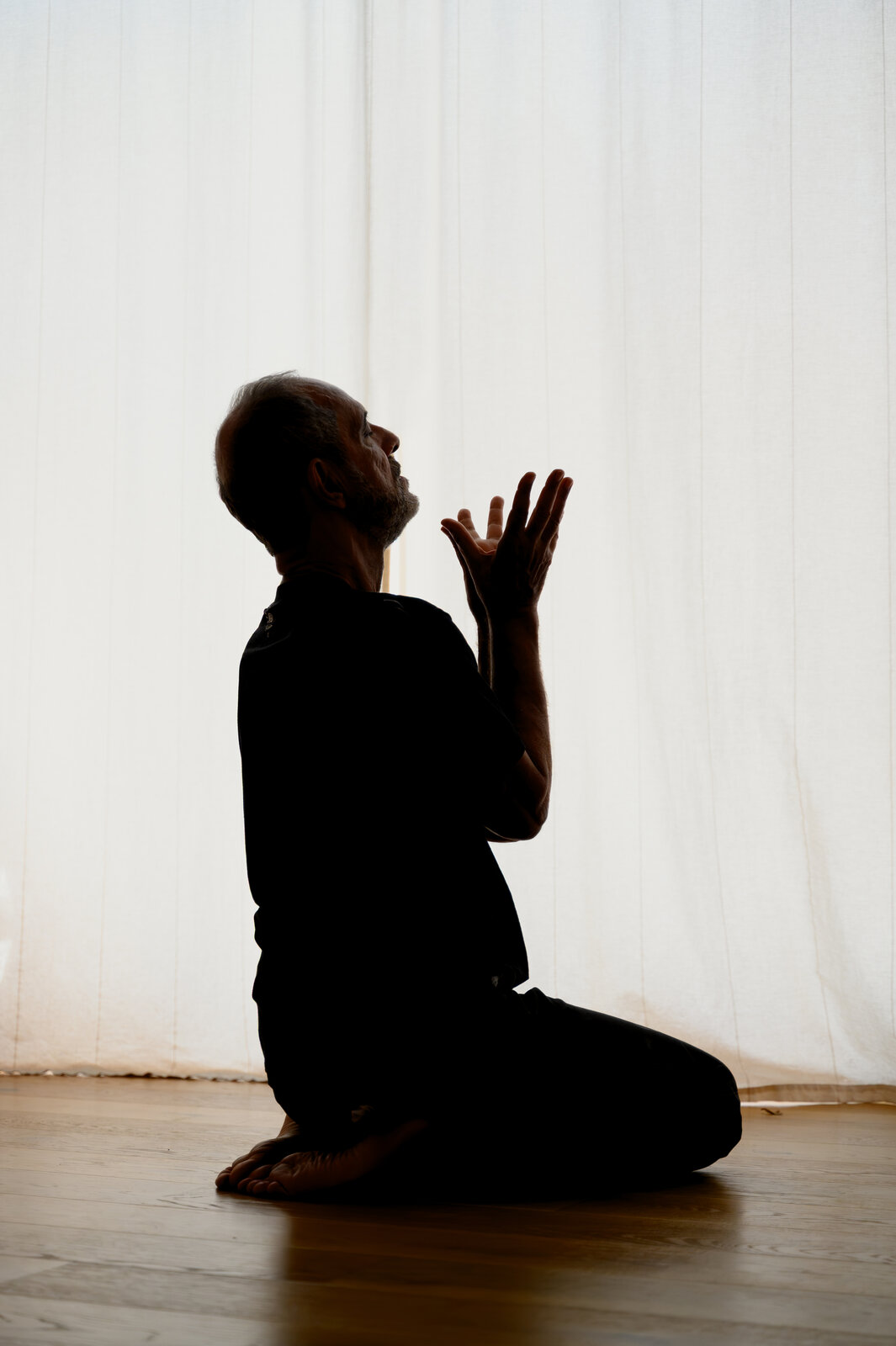 Maurizio Sestieri pratica yoga